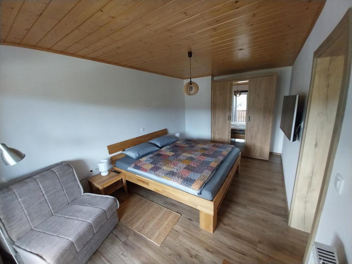Apartments At Klemen Zgornje Gorje ภายนอก รูปภาพ